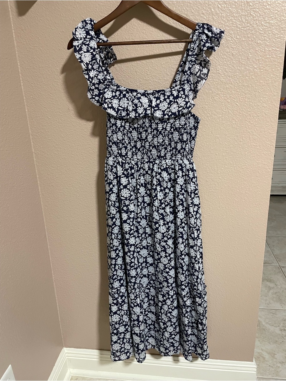 Vineyard Vines Navy & White Floral Tiered Dress NEW
